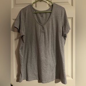 Roaman’s shirt, top, T-shirt, short sleeve, 3 buttons, gray, size large (18/20)